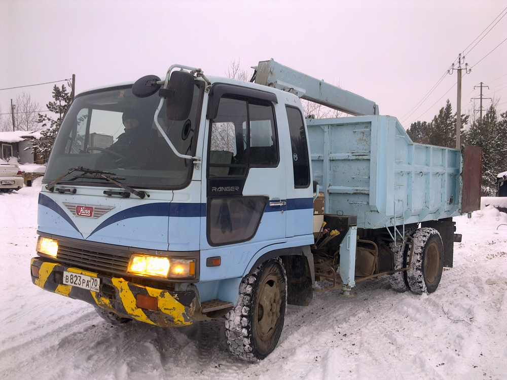 auto022-big.jpg Самосвал с крановой установкой HINO RANGER